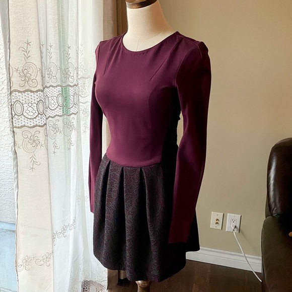 Aritzia Dresses & Skirts - Aritzia Sunday Best Tartine Dress Limited Edition